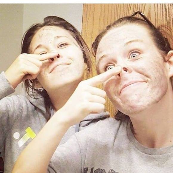 Meet your Posher, Lizzie - Picture 1 of 1